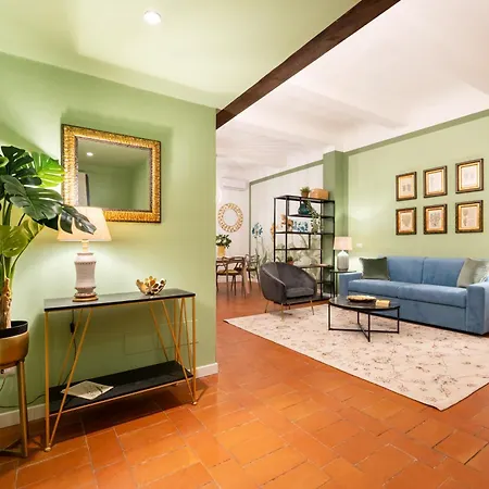 Via Palazzuolo 87 - Charming - Newly Renovated Elegance And Style Near Station Appartamento