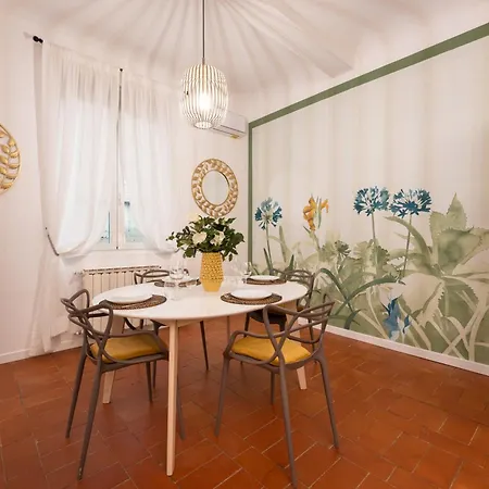 Via Palazzuolo 87 - Charming - Newly Renovated Elegance And Style Near Station Appartamento *